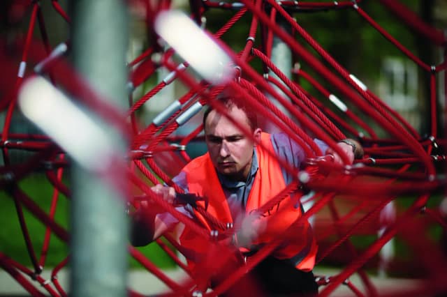 Czy plac zabaw wymaga pozwolenia na budowę? Oto co musisz wiedzieć Czy plac zabaw wymaga pozwolenia na budowę? Oto co musisz wiedzieć