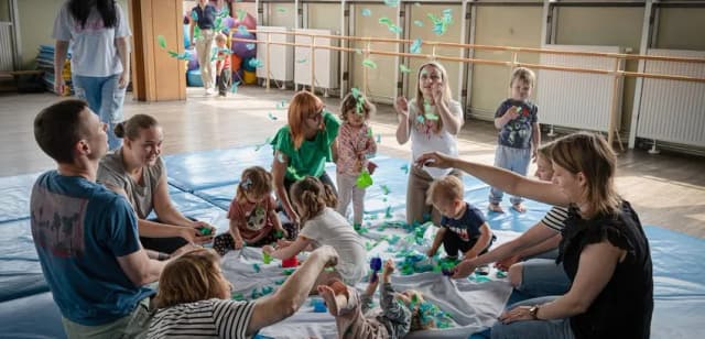 Zajęcia sensoryczne Kraków - rozwój dziecka przez zabawę i odkrywanie Zajęcia sensoryczne Kraków - rozwój dziecka przez zabawę i odkrywanie