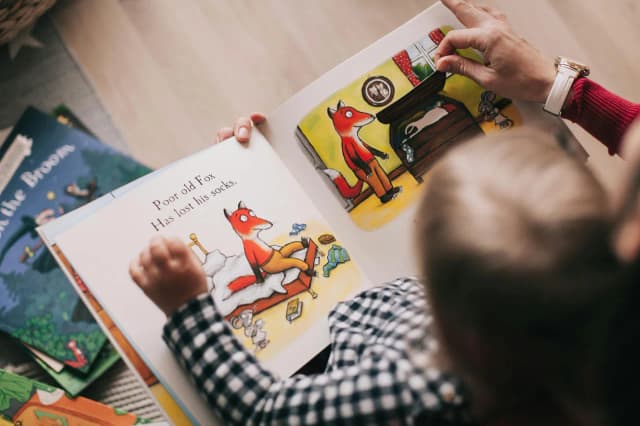 Ile godzin pracuje opiekunka w żłobku? Odkryj zaskakujące fakty Ile godzin pracuje opiekunka w żłobku? Odkryj zaskakujące fakty