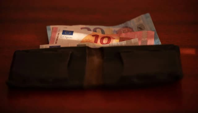Ile zarabia opiekunka w Niemczech? Zaskakujące fakty o wynagrodzeniach Ile zarabia opiekunka w Niemczech? Zaskakujące fakty o wynagrodzeniach