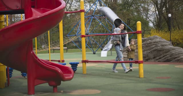 Kiedy otwarcie placu zabaw w Parku Żeromskiego? Sprawdź szczegóły Kiedy otwarcie placu zabaw w Parku Żeromskiego? Sprawdź szczegóły