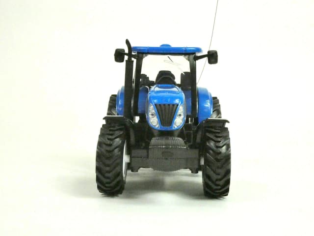 Traktor New Holland zabawka – najlepsze modele i ich unikalne cechy Traktor New Holland zabawka – najlepsze modele i ich unikalne cechy