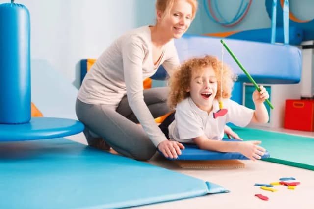 Kurs terapeuty integracji sensorycznej – jak zdobyć kwalifikacje? Kurs terapeuty integracji sensorycznej – jak zdobyć kwalifikacje?