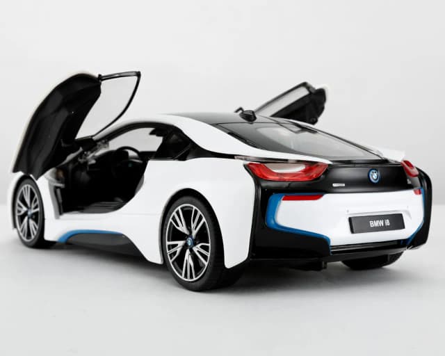 Najlepsze zabawki BMW: modele, które zachwycą każdego fana motoryzacji Najlepsze zabawki BMW: modele, które zachwycą każdego fana motoryzacji
